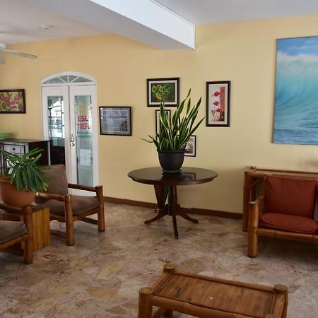 Czar'S Sanctuary- Apt B4 At Sandcastle Ocho Rios Buitenkant foto