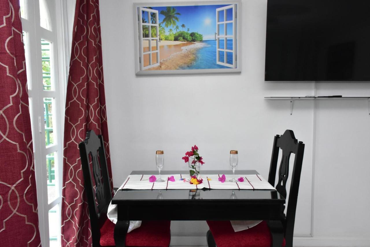 Czar'S Sanctuary- Apt B4 At Sandcastle Ocho Rios Buitenkant foto